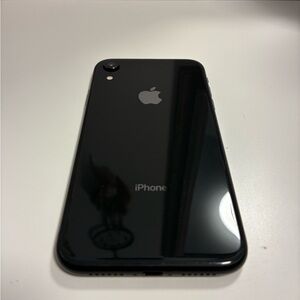 Apple iPhone XR